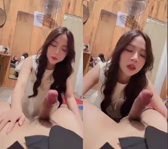 Clip sex cô Hà dễ thương với khả năng thân mật xuất sắc